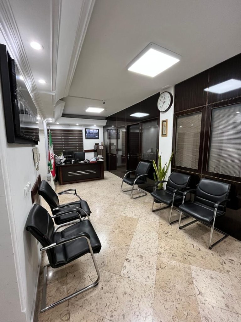 محسن دباغی وکیل پایه یک دادگستری با پیگیری تضمینی پرونده‌ های کیفری در تهران تجریش