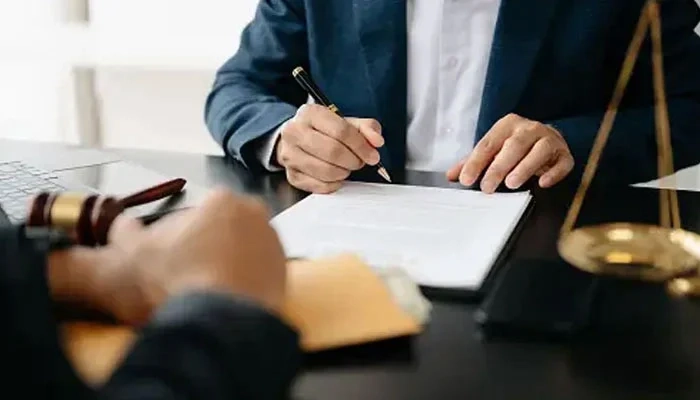محسن دباغی وکیل پایه یک دادگستری در تهران شریعتی